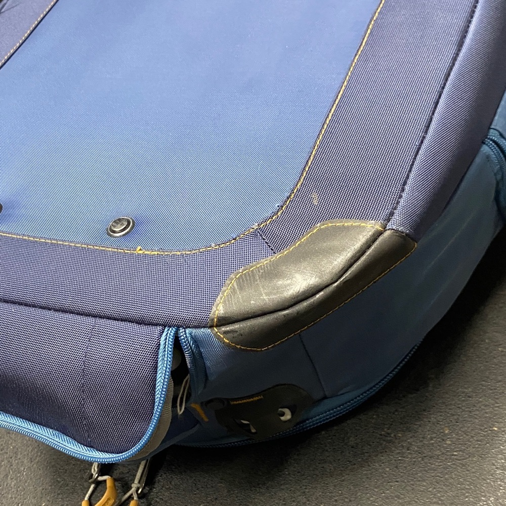 Eagle Creek Switchback 22" BLUE Upright Carry On Wheeled Suitcase - Picture 8 of 15